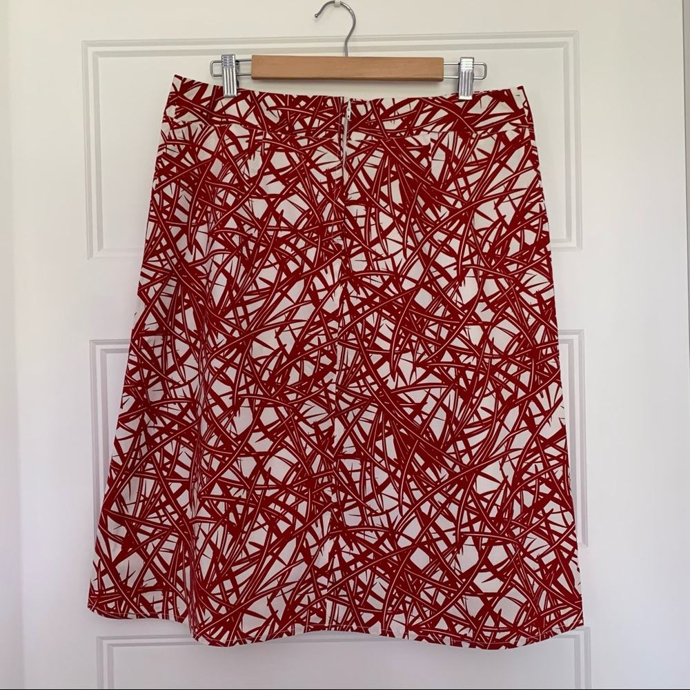 Reitmans - Red/White Patterned A Line Skirt - Size 11